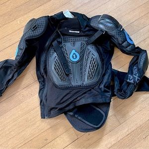 661 Pressure Suit, M, never used
